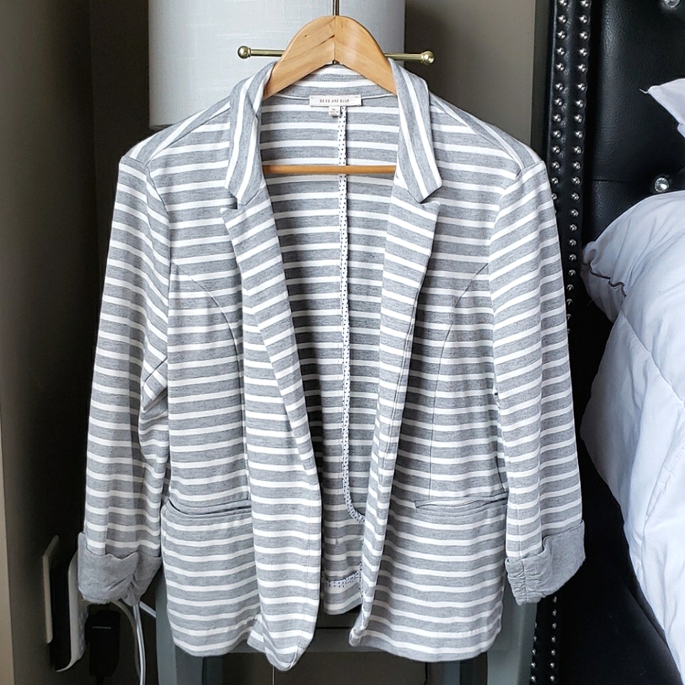 Gray & White Soft Business Casual Jacket (Xl)